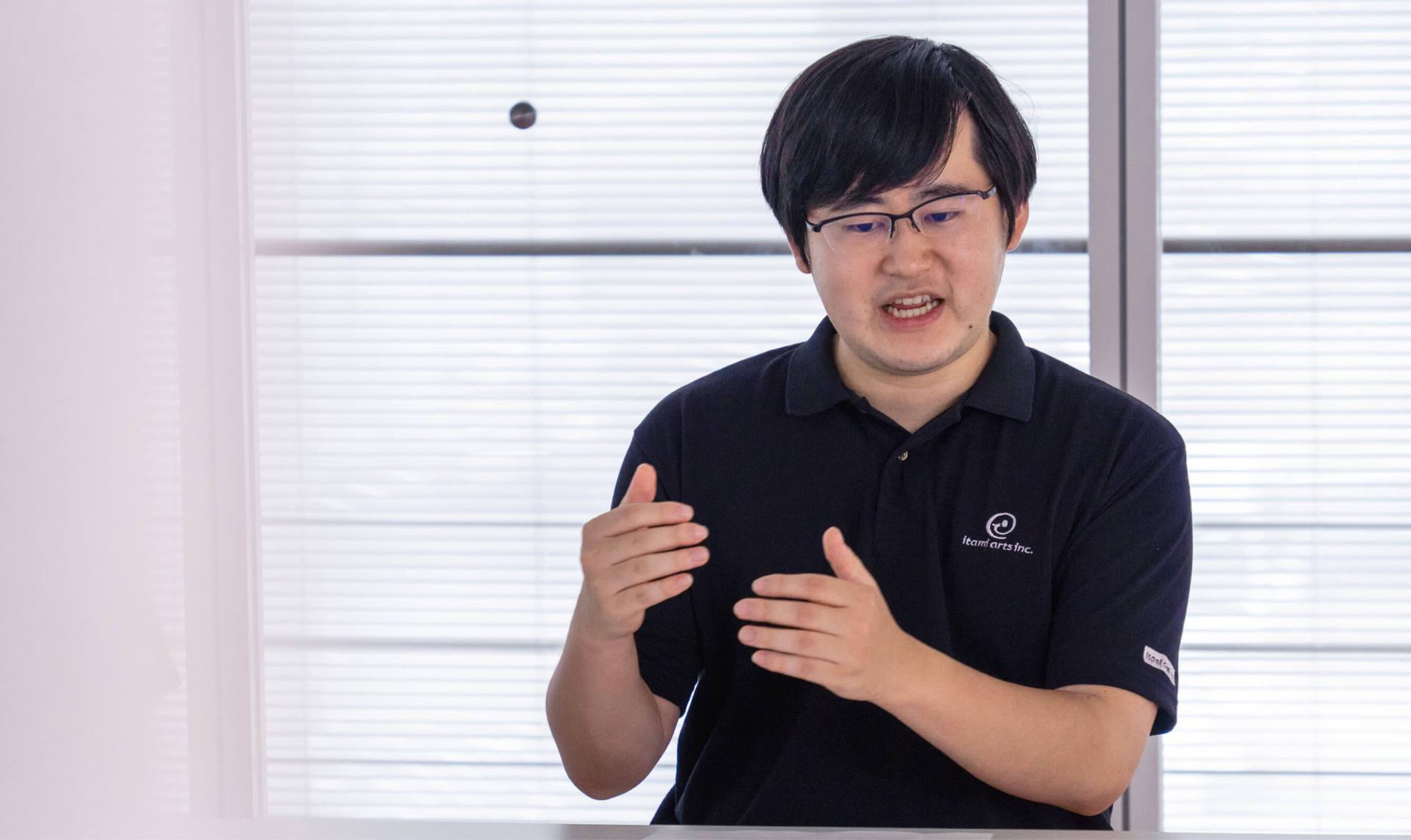 岩本氏
